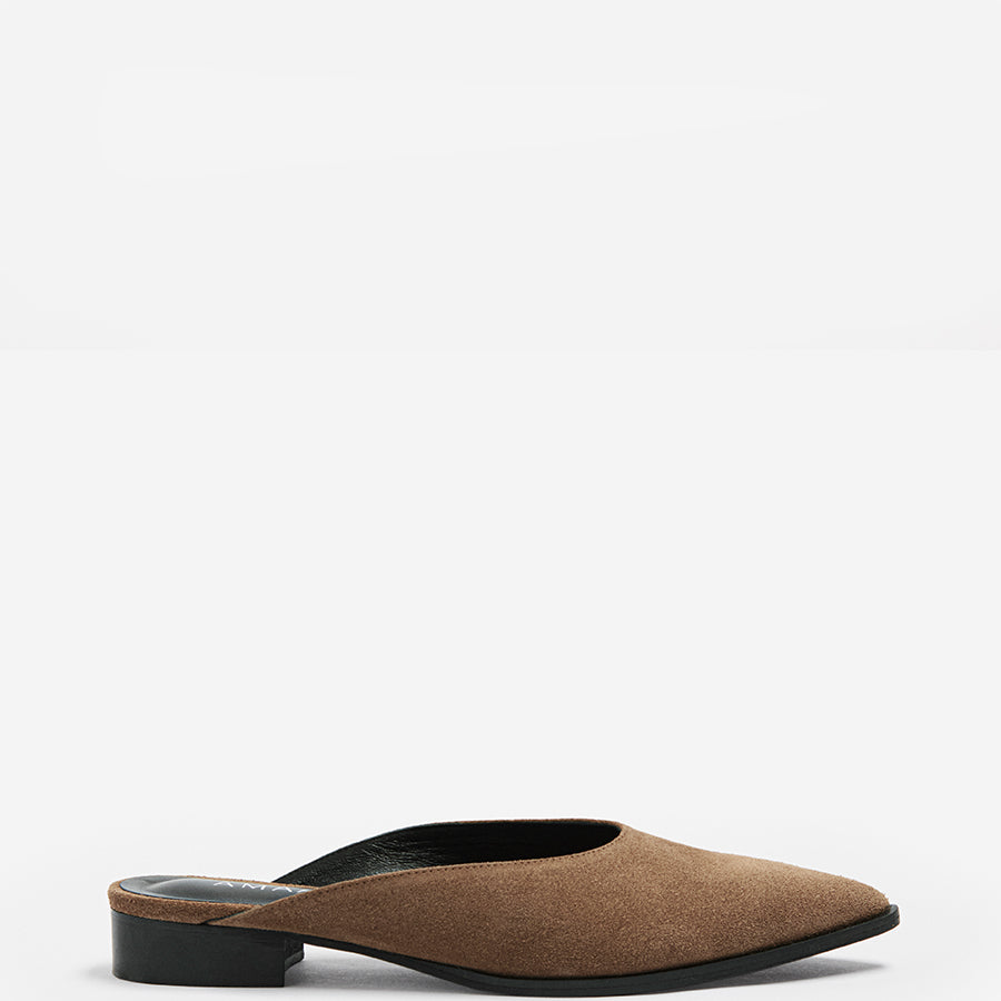 BROWN SUEDE LEATHER SLIPPER 