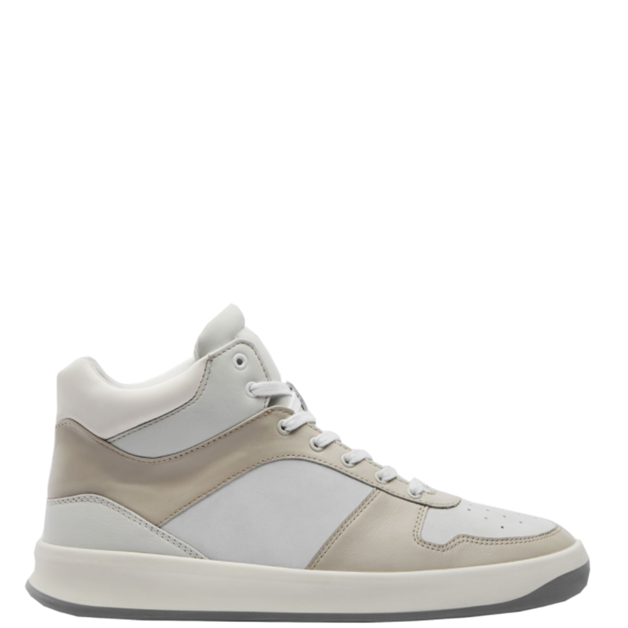 VOR.SHOES Premium High-top Sneaker aus Leder, Leder Sneaker in Off-white und creme, Beige Lederturnschuhe, Turnschuhe aus Leder, Sneaker mit Memory-Schaum Einlegesohle, Sneaker, Dicke Sohle, Lederschuhe, Leather sneaker, Made in Europe, Fair trade, Eco-friendly, Handmade, Handcrafted - Shop now - the wearness online-shop - SUSTAINABLE & ETHICAL LUXURY FASHION
